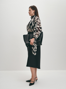 Юбка А-силуэта с атласным блеском