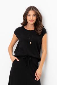 VERY NEAT Жилет