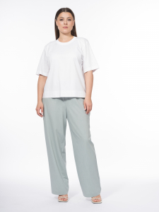 Укороченная футболка с втачным рукавом