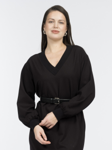 Платье из вискозного трикотажа с эффектной вышивкой