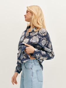 Рубашка из хлопка с абстрактным принтом