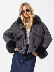 Куртка для женщин (иск.мех)