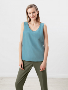 Блуза без рукавов