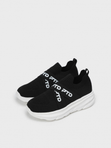 Кроссовки для девочки