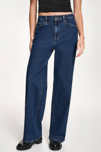 CLAREMONT HIGH RISE MODERN