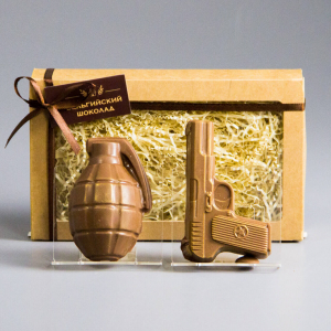 Шоколадные фигурки Пистолет и Граната