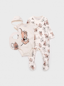 Комплект для девочки: боди, комбинезон, нагрудник, чепчик