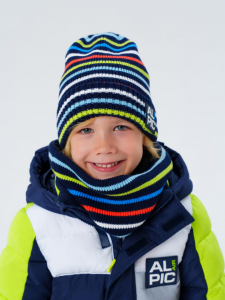Комплект для мальчика: шапка, снуд