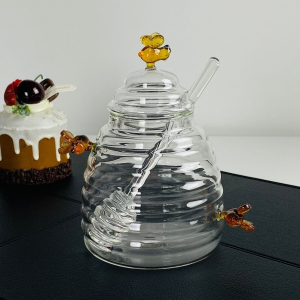 588-734 Банка для мёда 500мл с ложкой в под.уп.(х24)Стекло