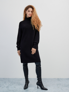 Платье вязаное из шерсти мериноса