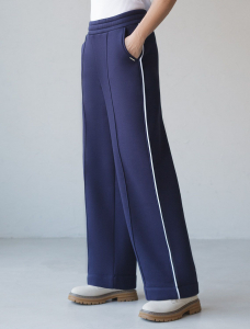 Теплые прямые брюки из эластичного футера трехнитки с начесом