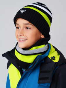 Комплект мальчика: шапка, снуд