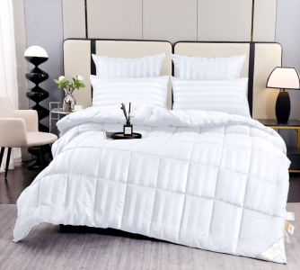 Одеяло Alanna Страйп-сатин с простыней и наволочками Зима ODALASS001