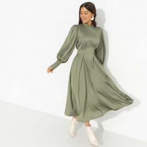 Платье из шелка, Притяжение элегантности