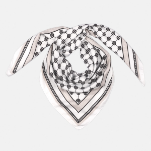 Шелковистый платок с графичным принтом