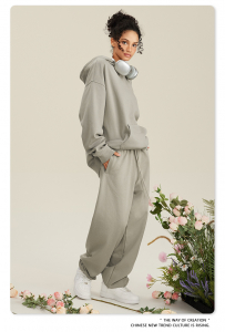 Толстовка с капюшоном (трехнитка)