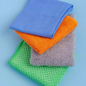 Салфетка из микрофибры "Тряпочка-пылесос" размер 30*30см  ( серая на фото)