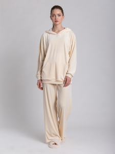 Костюм из велюра с удлиненным худи и брюками-палаццо