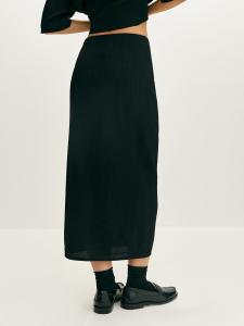 Юбка-миди на запах с эффектом жатости