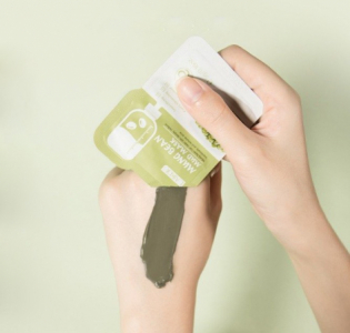 Глиняная маска с экстрактом бобов мунг LAIKOU Mung Bean Mud Mask (ПОШТУЧНО 1 ШТ.)