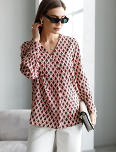 Блузка без застежки из премиальной вискозы и лиоцелла