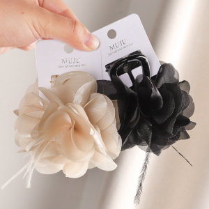 Заколка-краб для волос с цветком и перьями, 8 см.