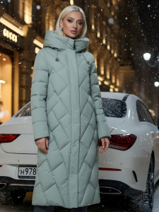 Пальто утепленное стеганное зимнее с капюшоном женское зеленого цвета 9612Z