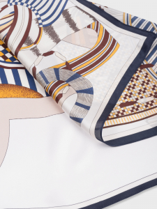 Шелковый платок с принтом