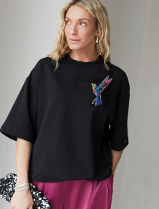 Футболка из тонкого эластичного футера со шнуром внизу