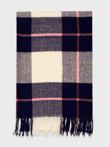 Палантин с плетением-узором 