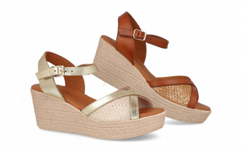 5509 - DIGODIGO
                SANDALIAS DE CUNA