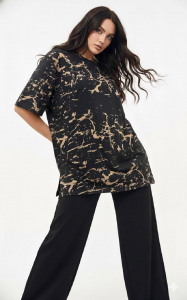 Женский костюм с брюками и футболкой 411