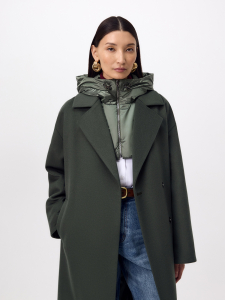 Пальто из шерсти с мембраной, утеплённой спинкой и съёмным капюшоном