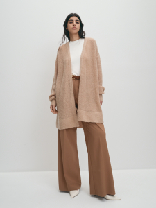 Теплый удлиненный вязаный кардиган