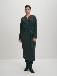 Трикотажное платье из вискозы