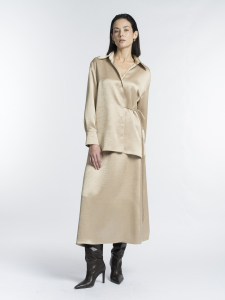 Бежево-золотая блуза с запахом