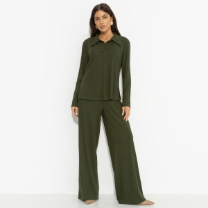 Брючный костюм из трикотажа-лапша, Зайти красиво