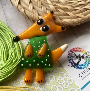 Магнит «Лисичка в платье»