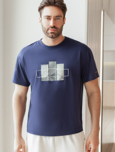 Свободная футболка  с авторским принтом