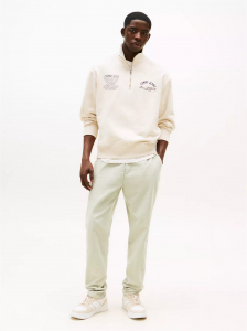 Tommy Jeans Relaxed Tapered Cord Pant