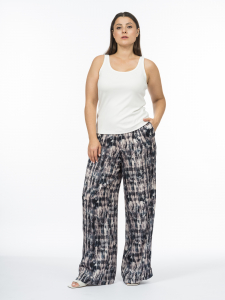 Базовый топ из эластичного вискозного трикотажа