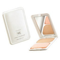 Тональная основа EDELWEISS WHITENING Giffarine 12 гр / Giffarine EDELWEISS WHITENING COMPACT FOUNDATION OIL CONTROL 12 gr