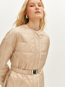 Куртка стеганная с поясом