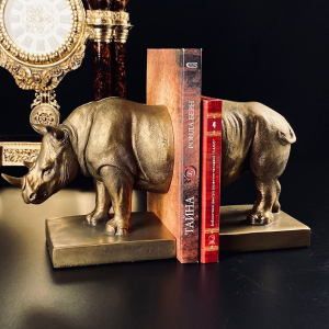 404-010 Статуэтка/подставка для книг 