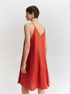 Платье льняное на бретелях