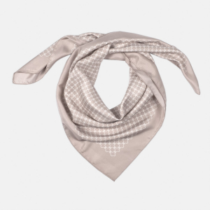 Шелковистый платок с графичным принтом