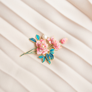 Брошь Levanto G