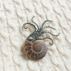 Брошь Nautilo
