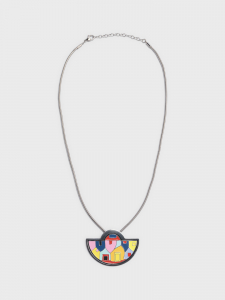 Серебристый кулон с эмалью