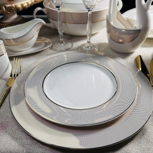 145-504 Набор из 6 тарелок 22см ЗОЛОТАЯ СИМФОНИЯ в под.уп.(х10)Костяной фарфор